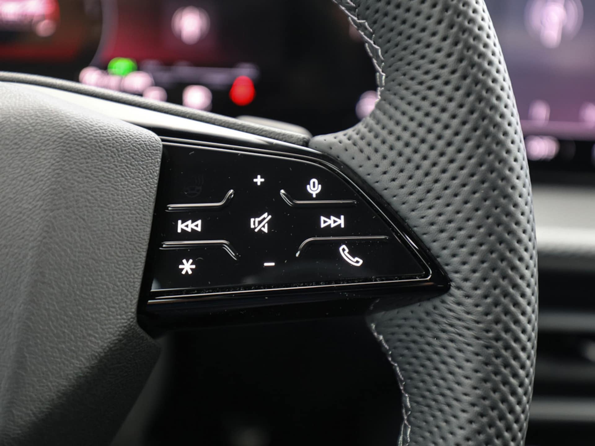 Audi Q5 SUV e-hybrid