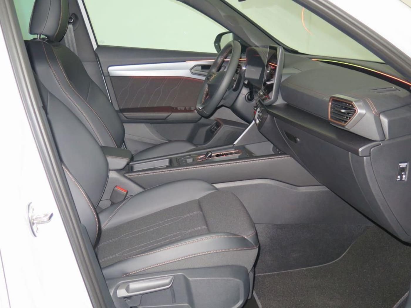 CUPRA Formentor 1.5 TSI e-Hybrid DSG 150 kW (204 CV) — photo 5