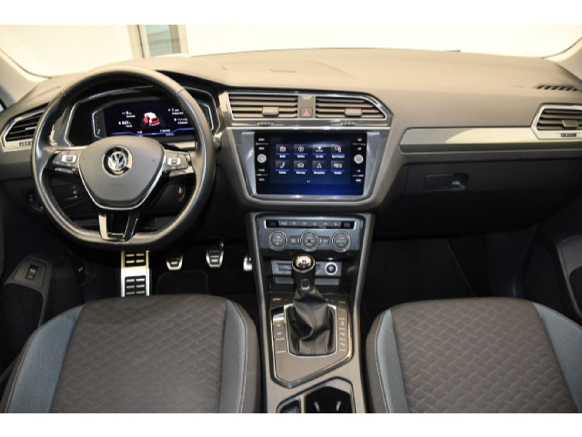 Volkswagen Tiguan IQ.DRIVE