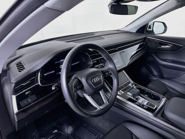 2023 Audi Q8