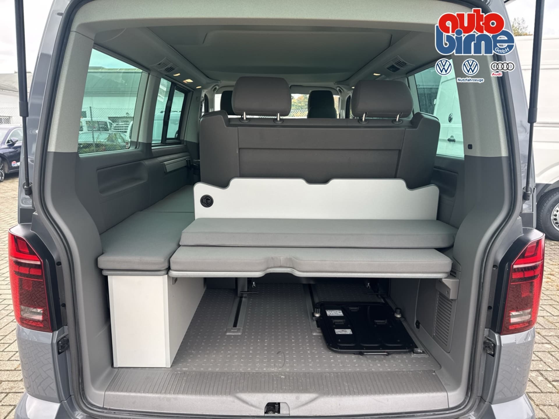 Volkswagen T6.1 California Beach