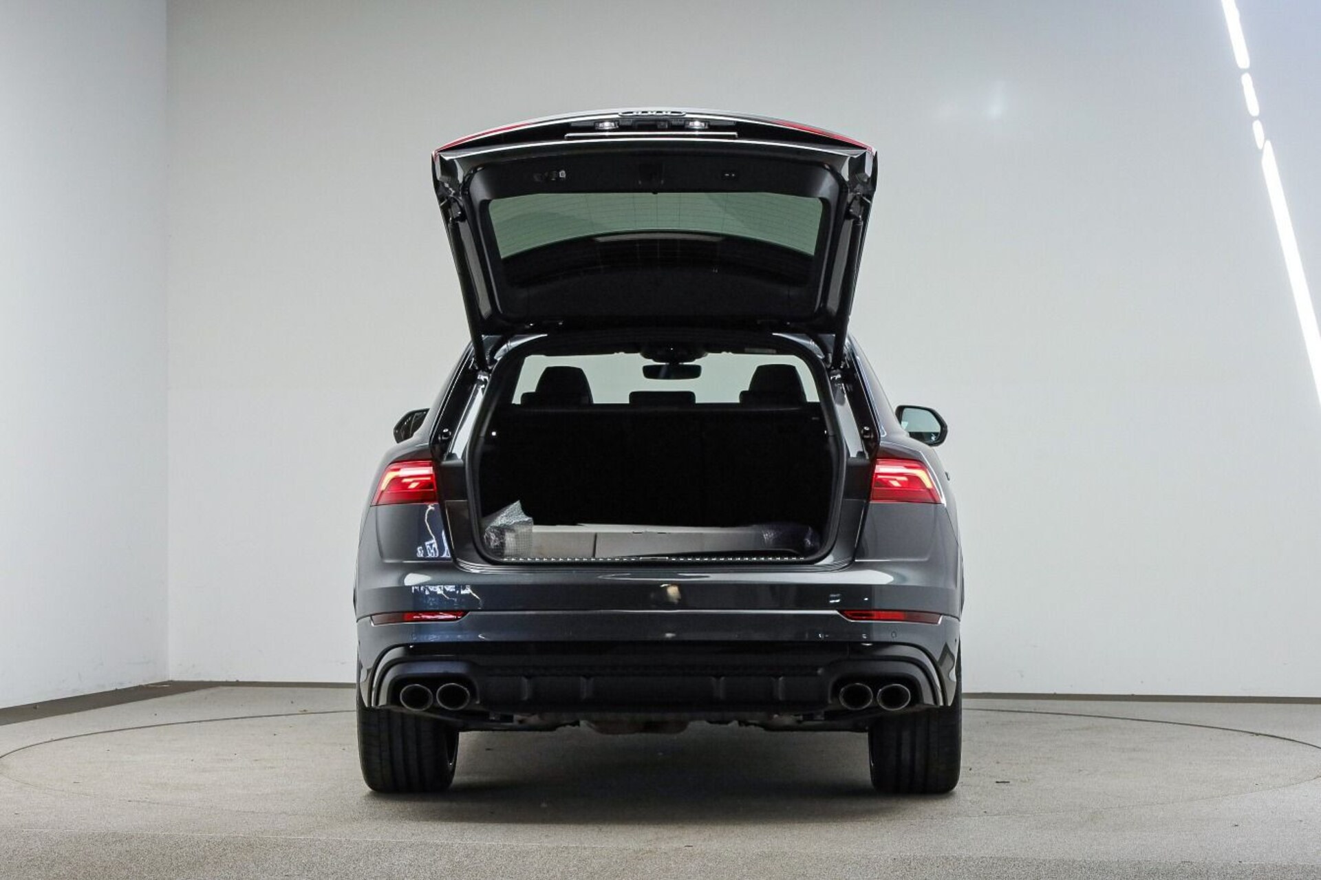Audi SQ8 SUV
