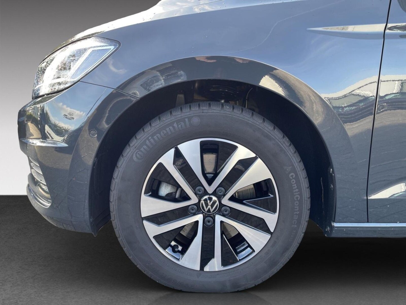 Volkswagen Touran – Bild 10