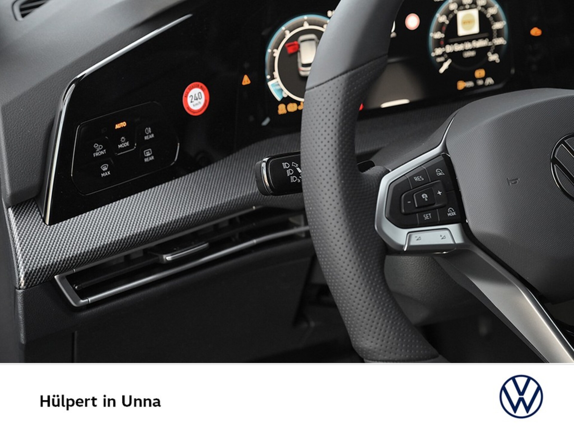 Volkswagen Golf R-Line