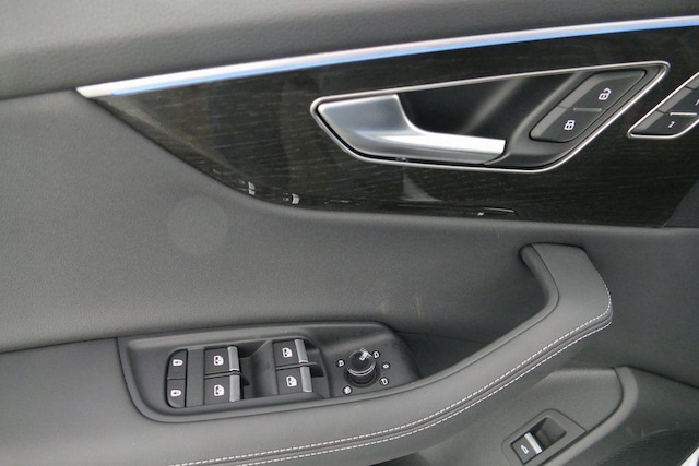 2026 Audi Q8 Premium Plus - Photo 11
