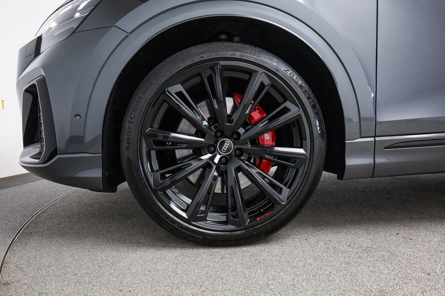 Bild über Audi SQ8 SUV TFSI quattro tiptronic - für weitere Informationen kontaktieren Sie den Audi Partner