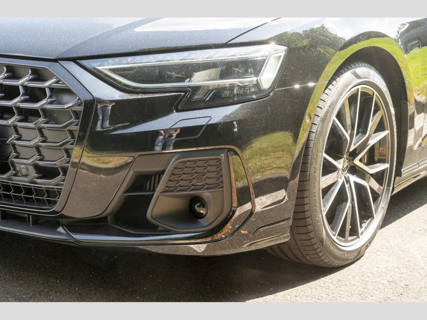 Bild über Audi S8 TFSI quattro tiptronic - für weitere Informationen kontaktieren Sie den Audi Partner