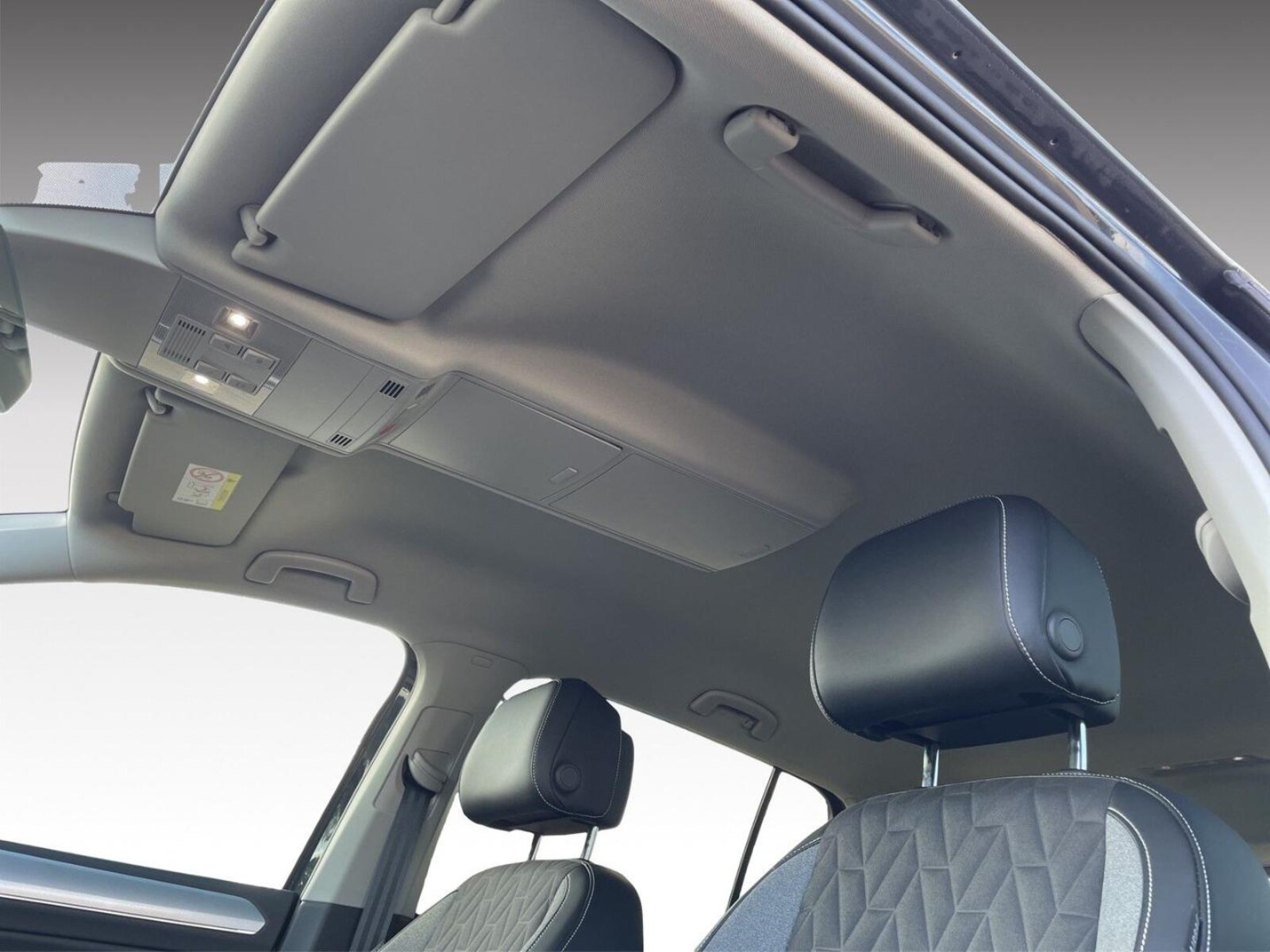 Volkswagen Touran – Bild 11