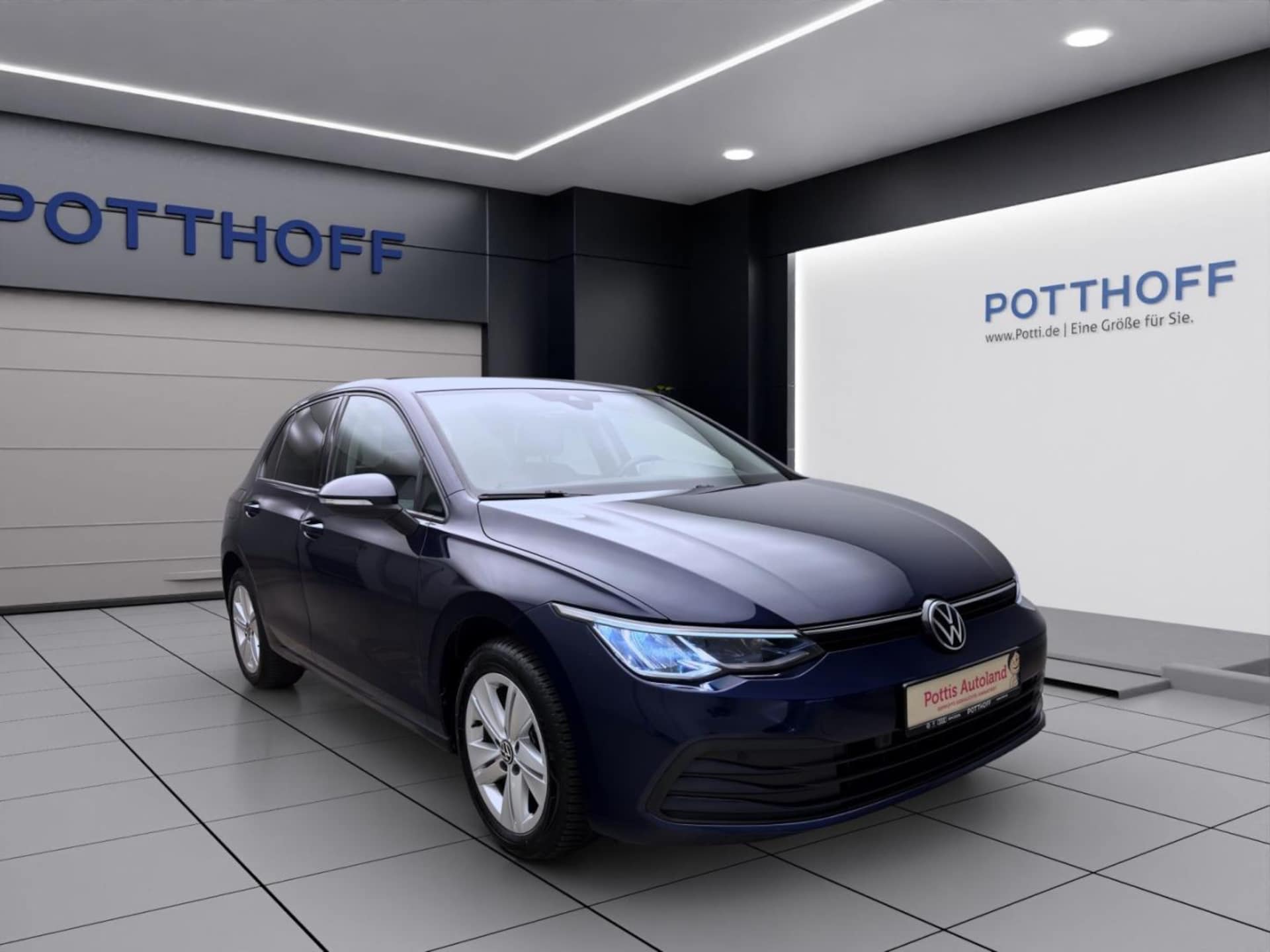 Volkswagen Golf Life
