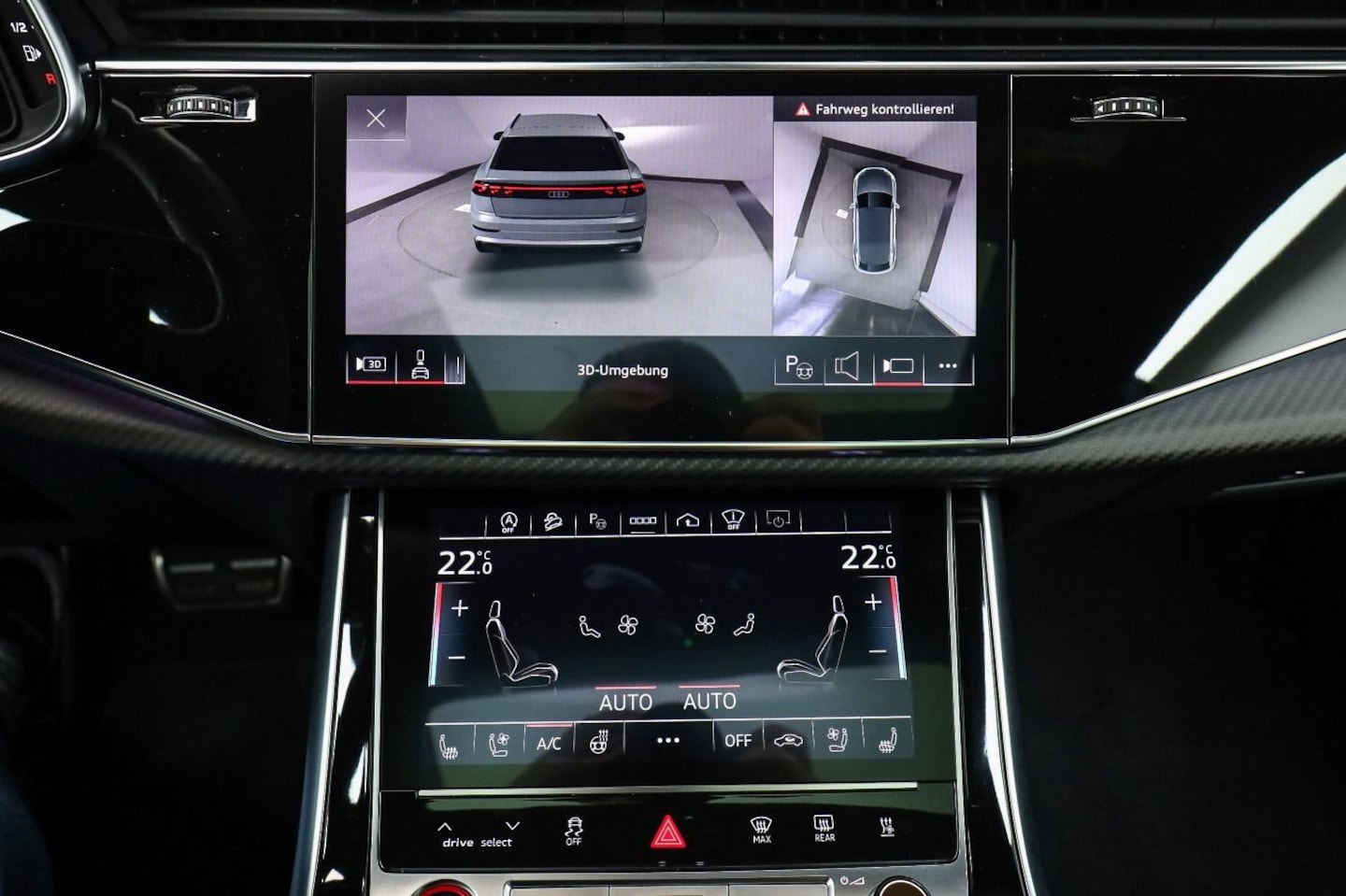 Bild über Audi SQ8 SUV TFSI quattro tiptronic - für weitere Informationen kontaktieren Sie den Audi Partner