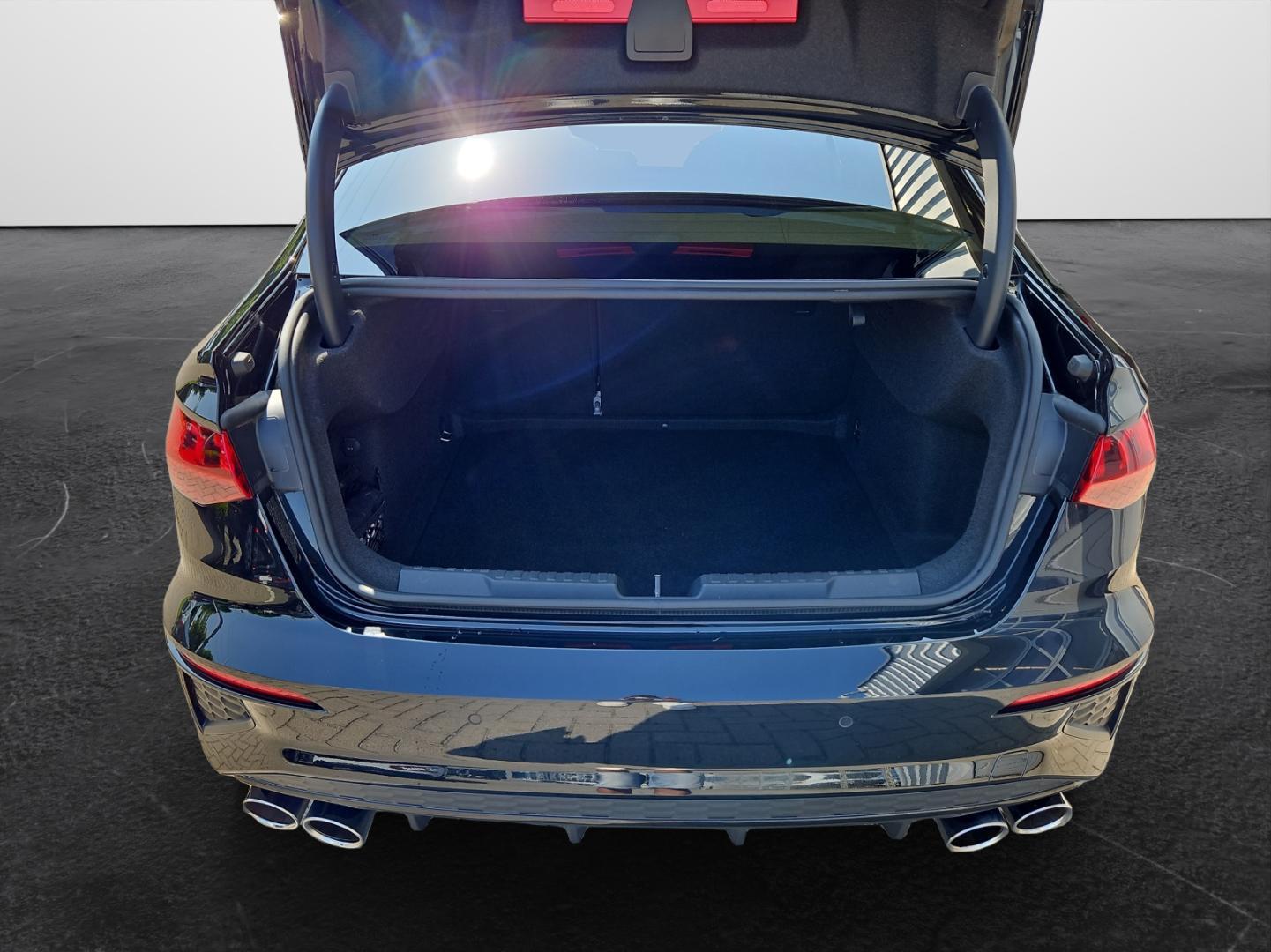 Image about Audi S3 Limousine TFSI quattro S tronic
