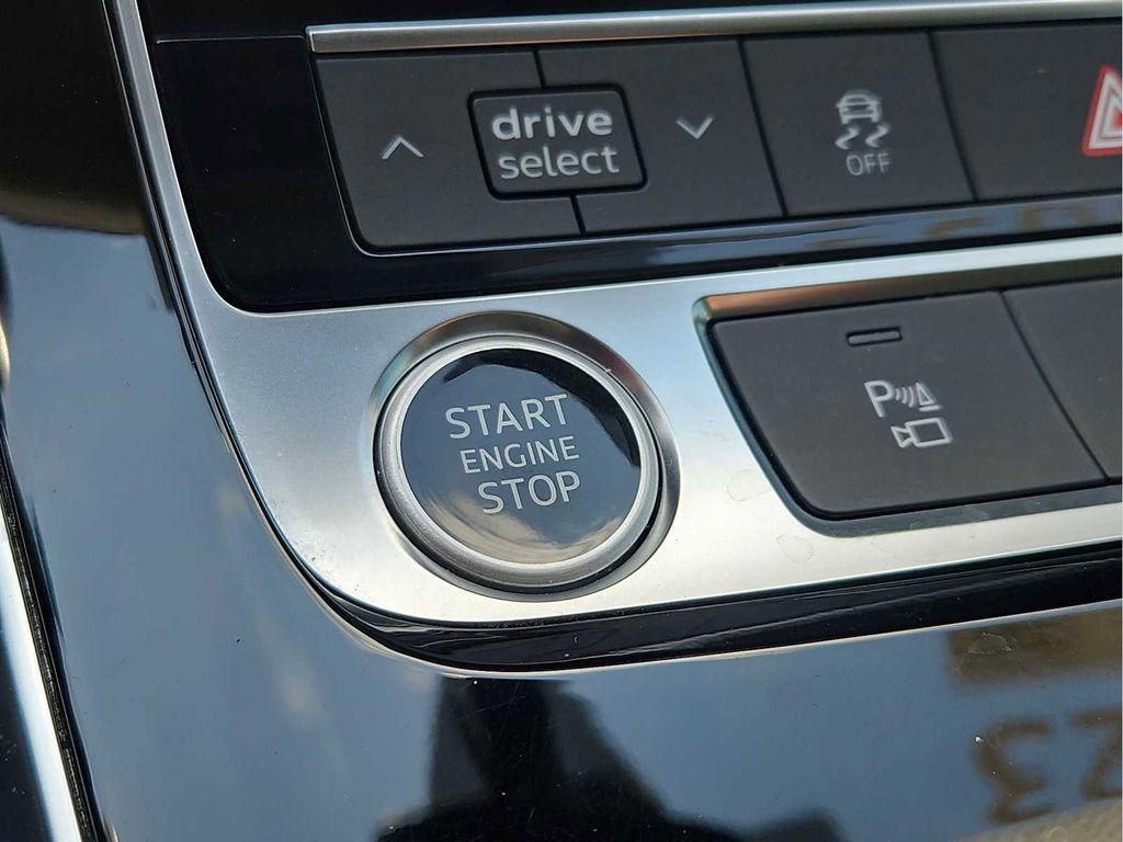 2023 Audi Q8 Premium Plus - Photo 24