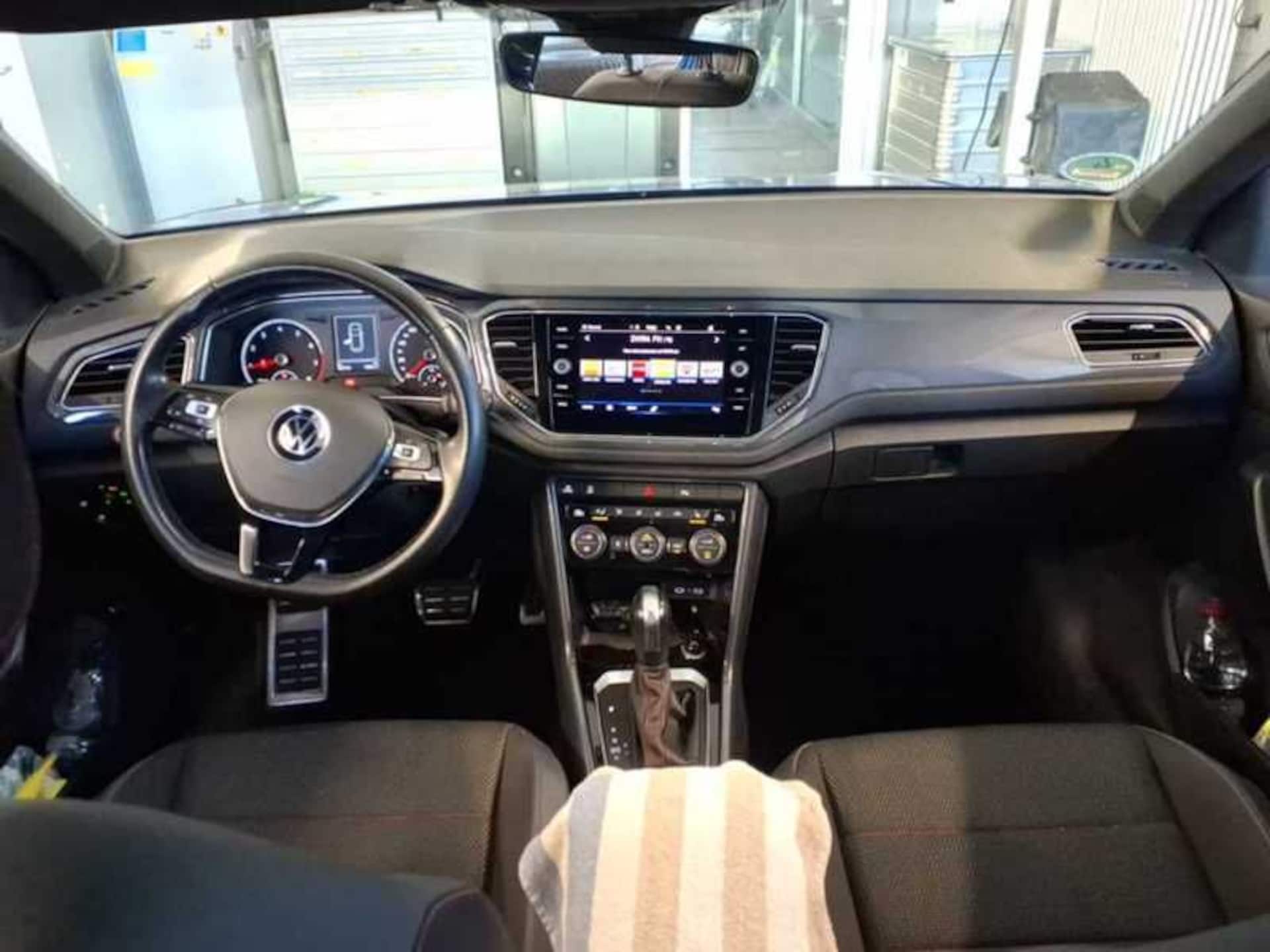 Volkswagen T-Roc Sport