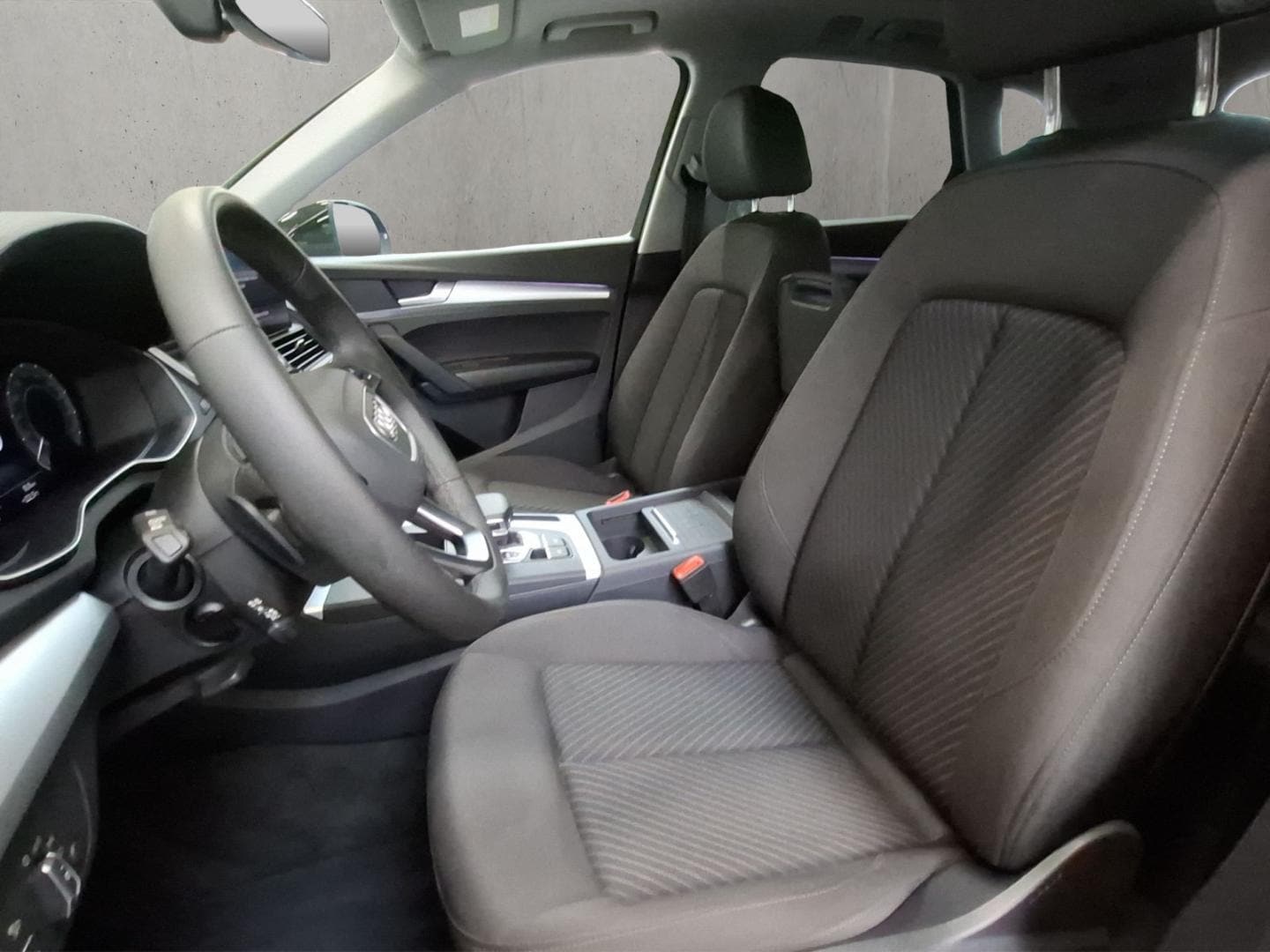Bild über Audi Q5 TFSI e S line business 50 TFSI e quattro S tronic - für weitere Informationen kontaktieren Sie den Audi Partner