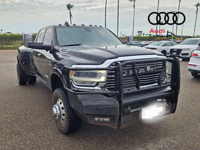 2019 RAM 3500 Laramie 4X4 Crew Cab LWB's photo