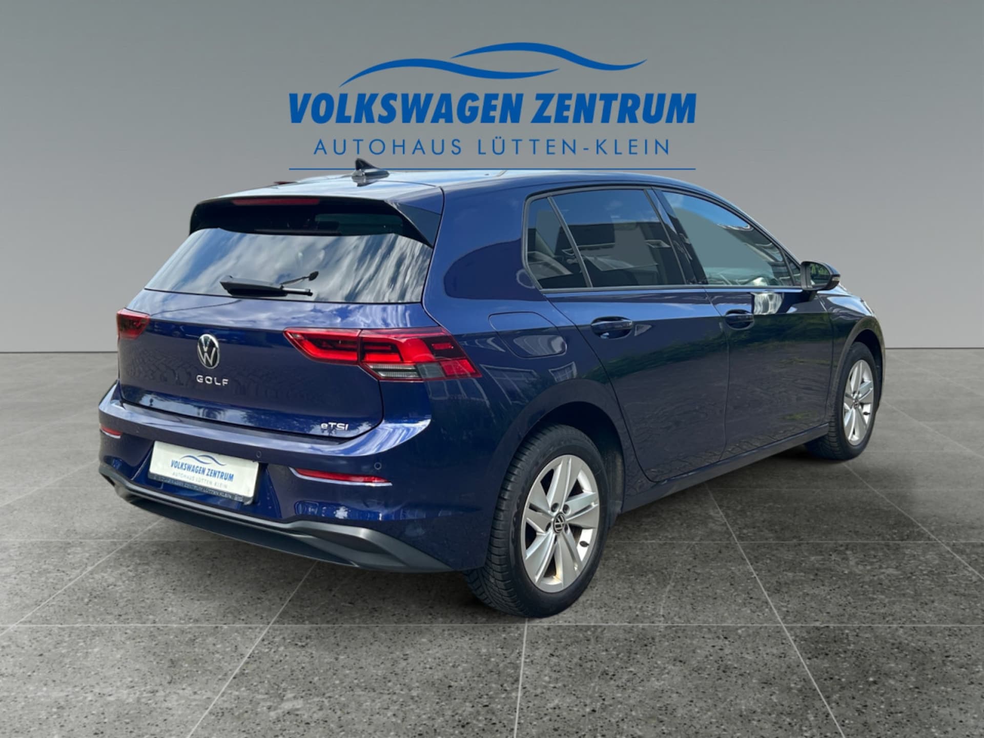 Volkswagen Golf Life