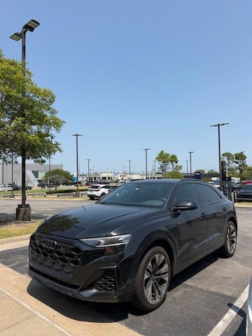 Photo of 2025 Audi Q8