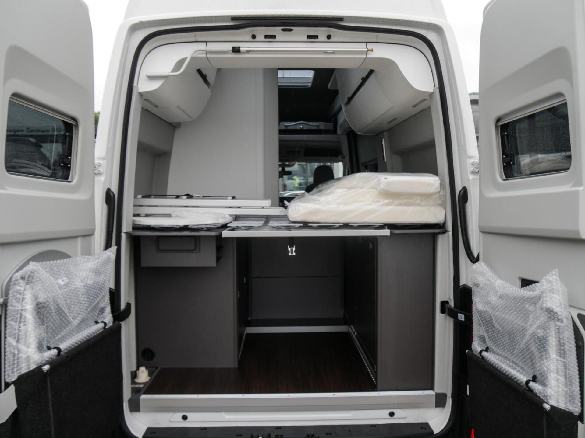 Volkswagen Grand California 600