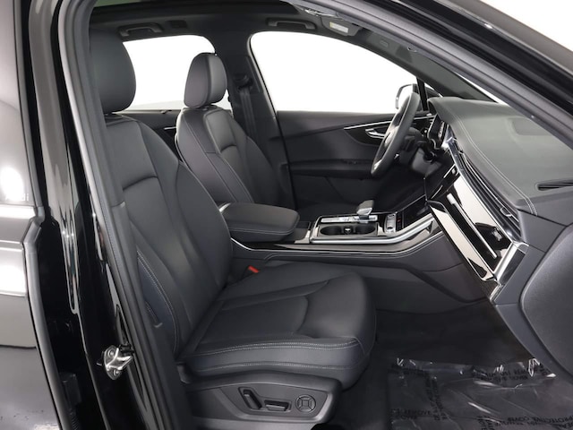 2025 Audi Q7 Premium Plus - Photo 12