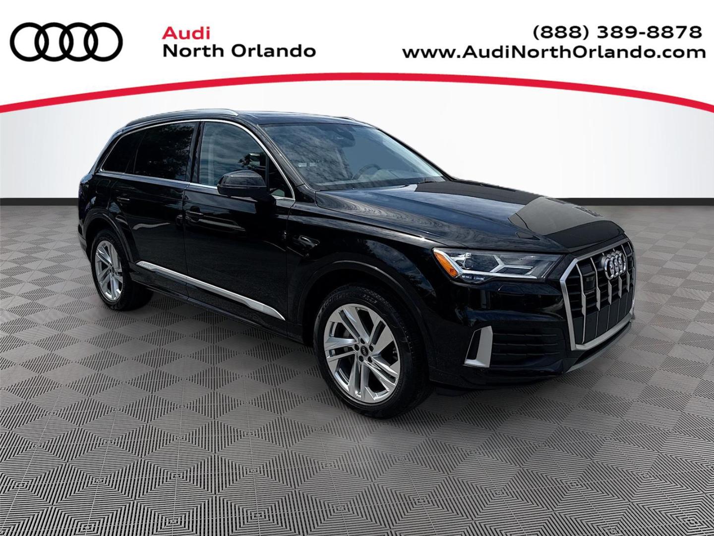 2023 Audi Q7 45 Premium quattro Tiptronic's photo