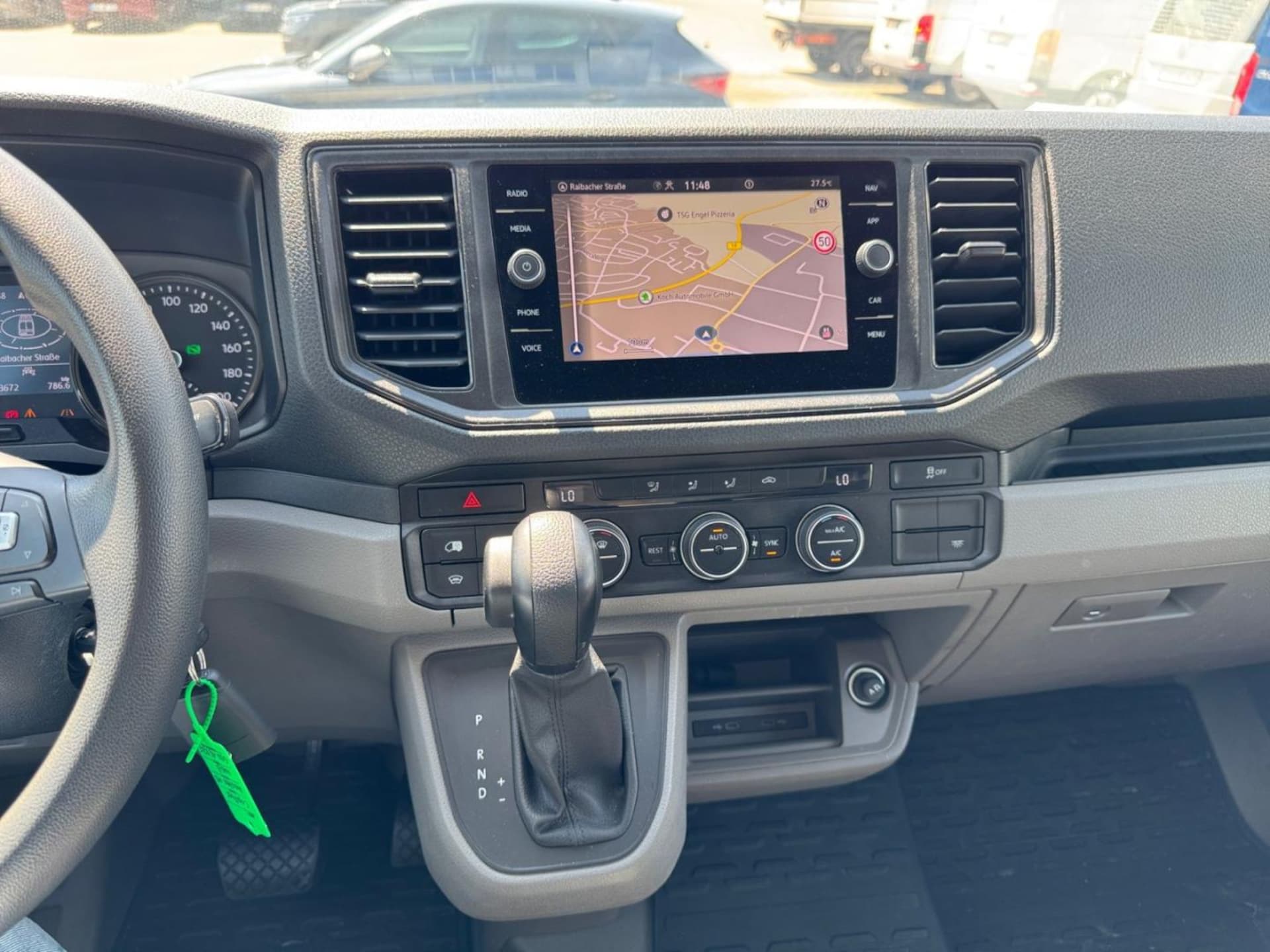Volkswagen Crafter Kasten langer Radstand