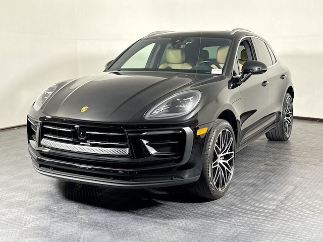 2023 Porsche Macan