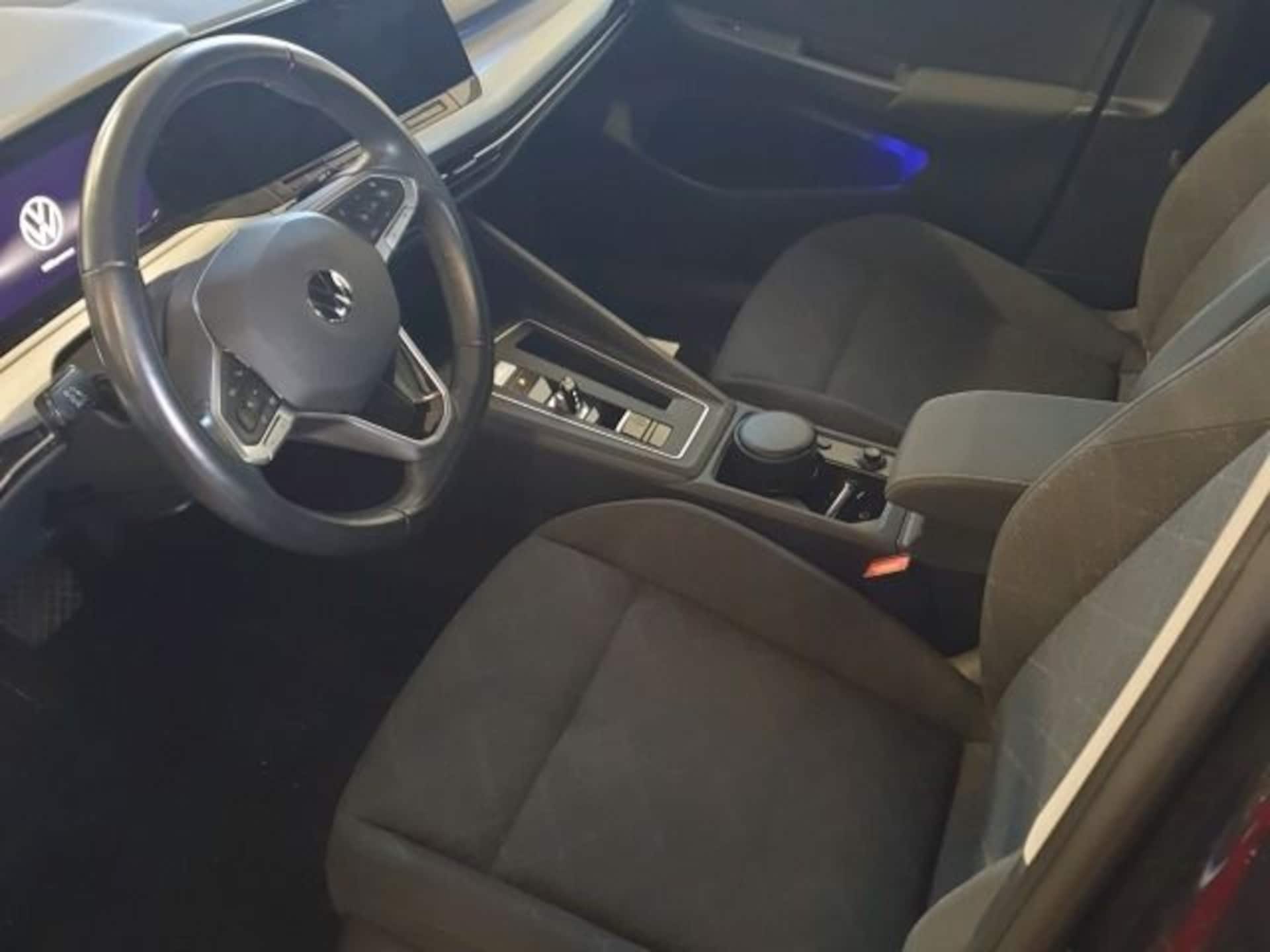 Volkswagen Golf Variant Life