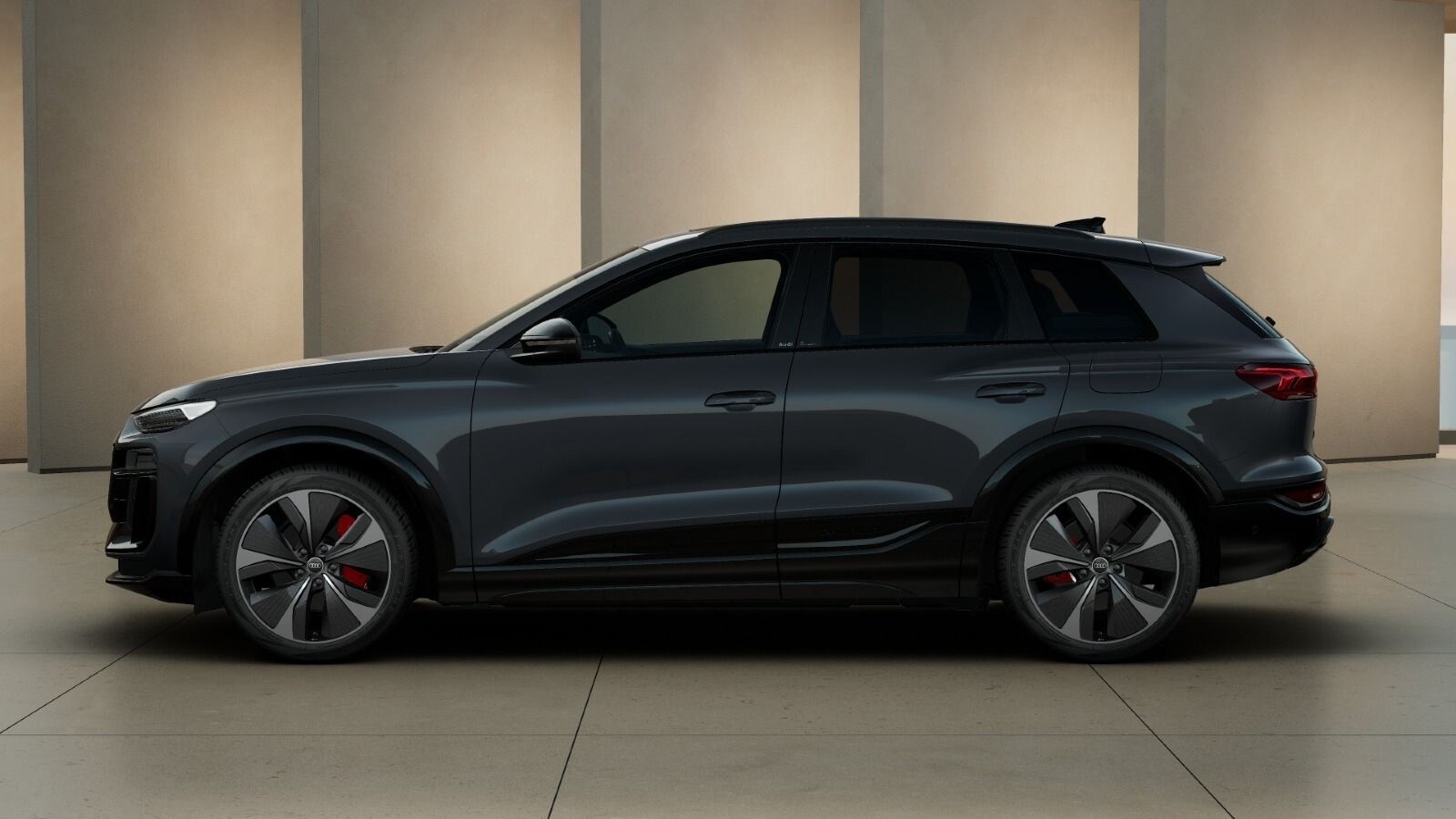 Image about Audi Q6 SUV e-tron e-tron quattro