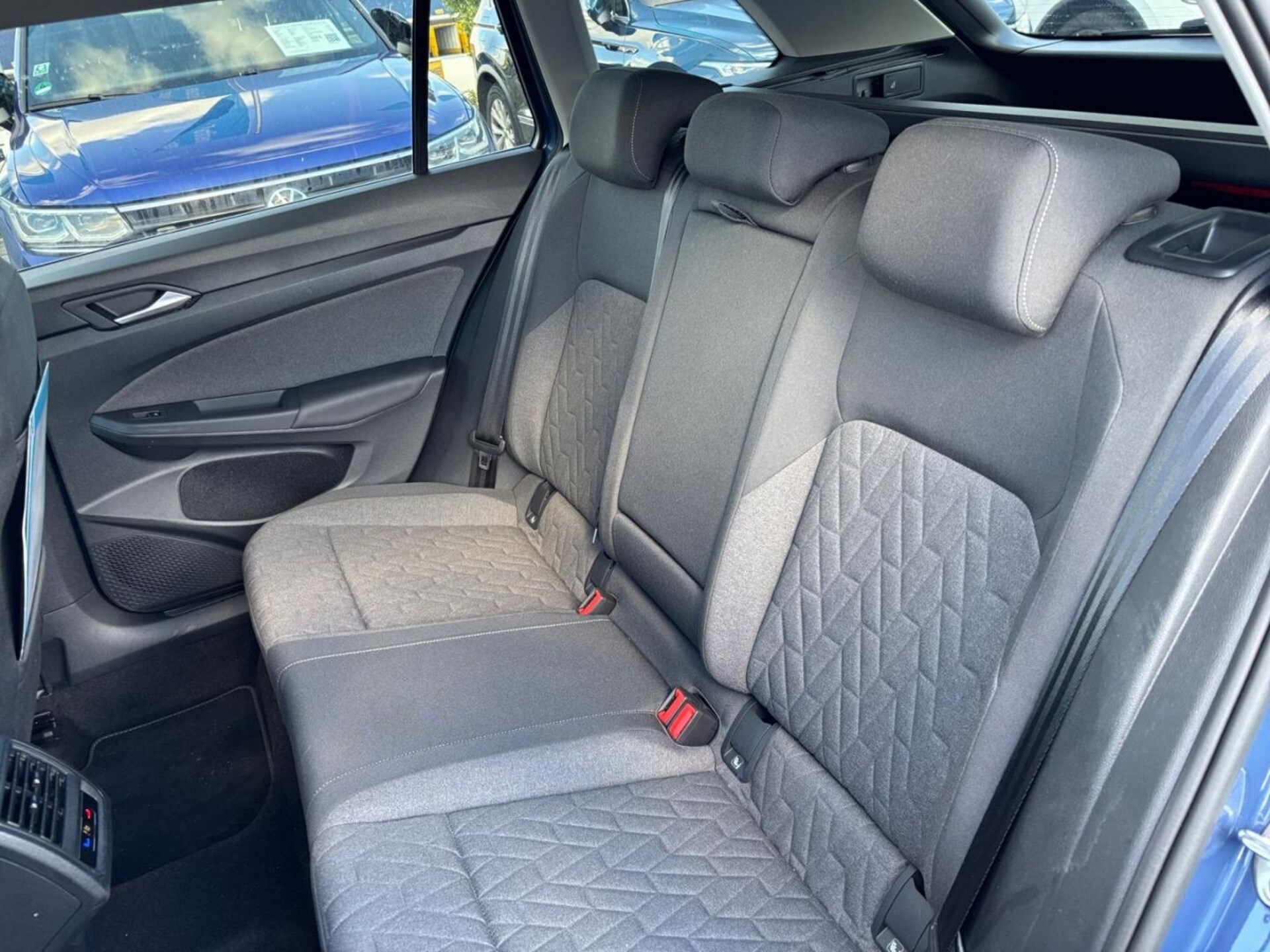 Volkswagen Golf Variant Life