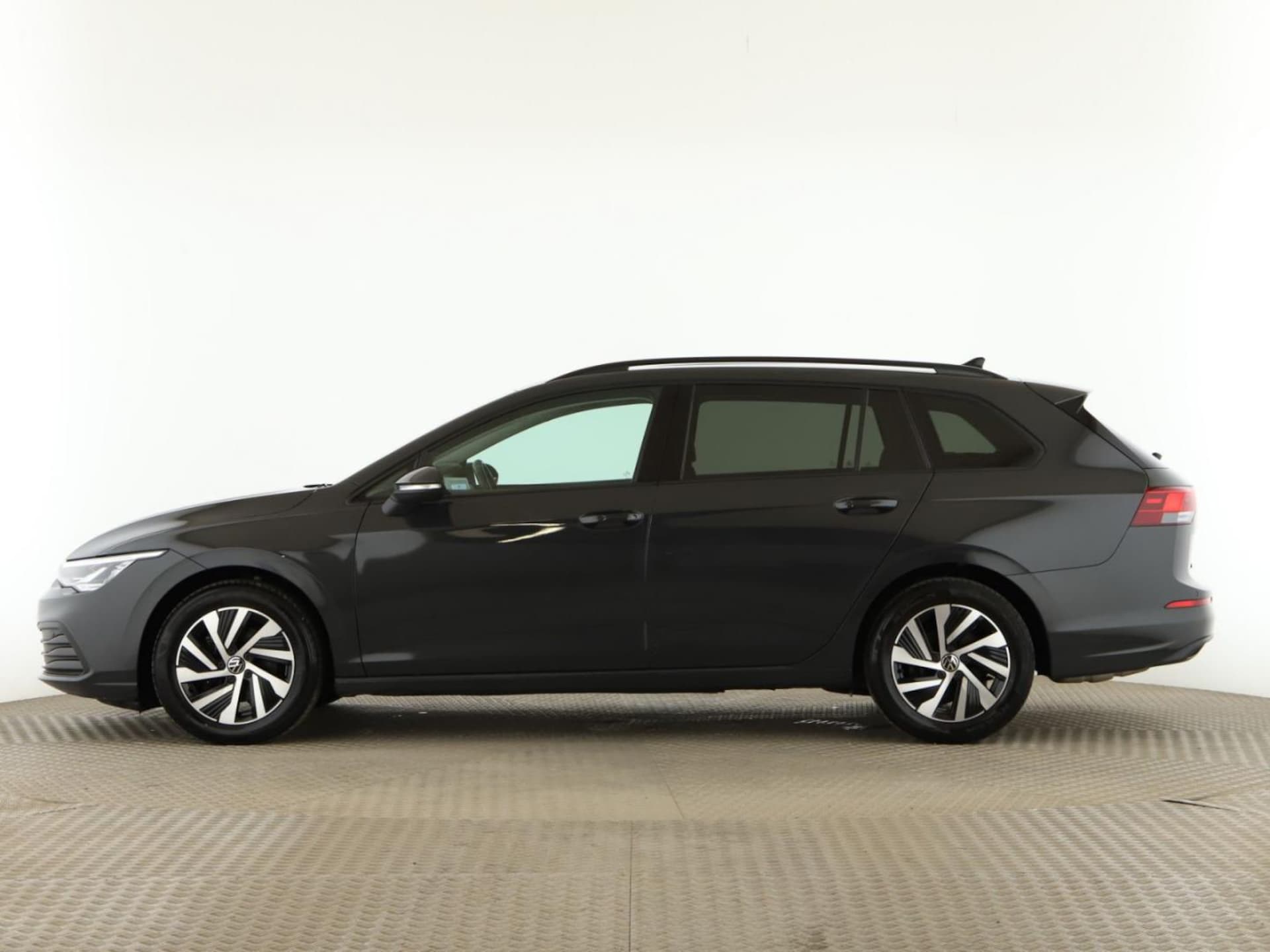 Volkswagen Golf Variant Life