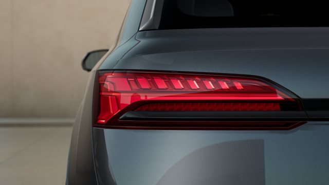 Image about Audi Q7 SUV TFSI e S line 55 TFSI e quattro tiptronic