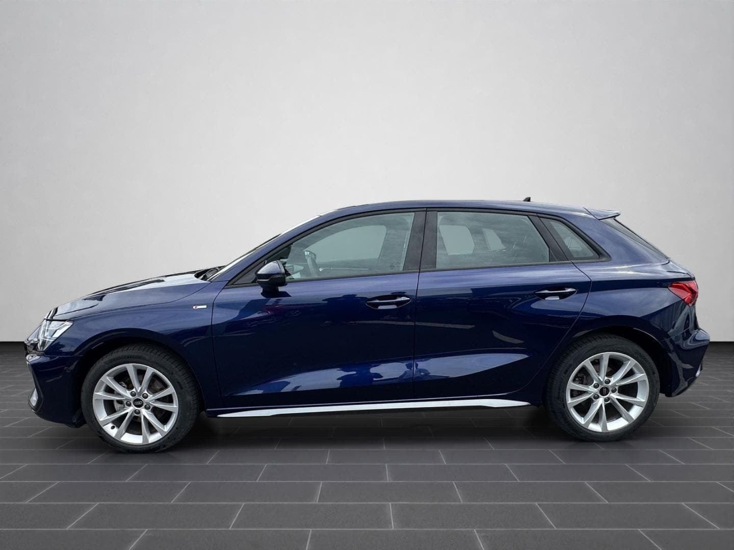 Bild über Audi A3 Sportback TFSI 110 kW S tronic - für weitere Informationen kontaktieren Sie den Audi Partner