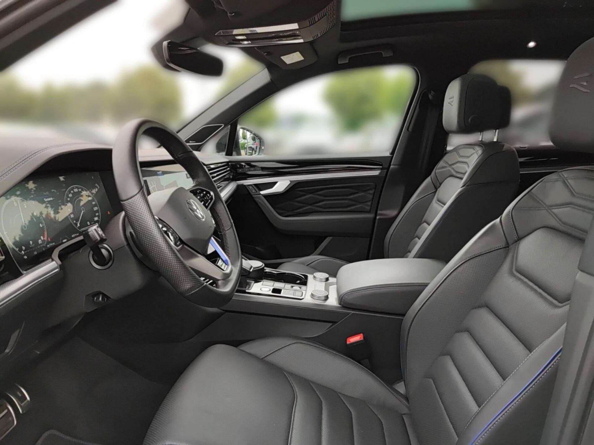 Volkswagen Touareg R