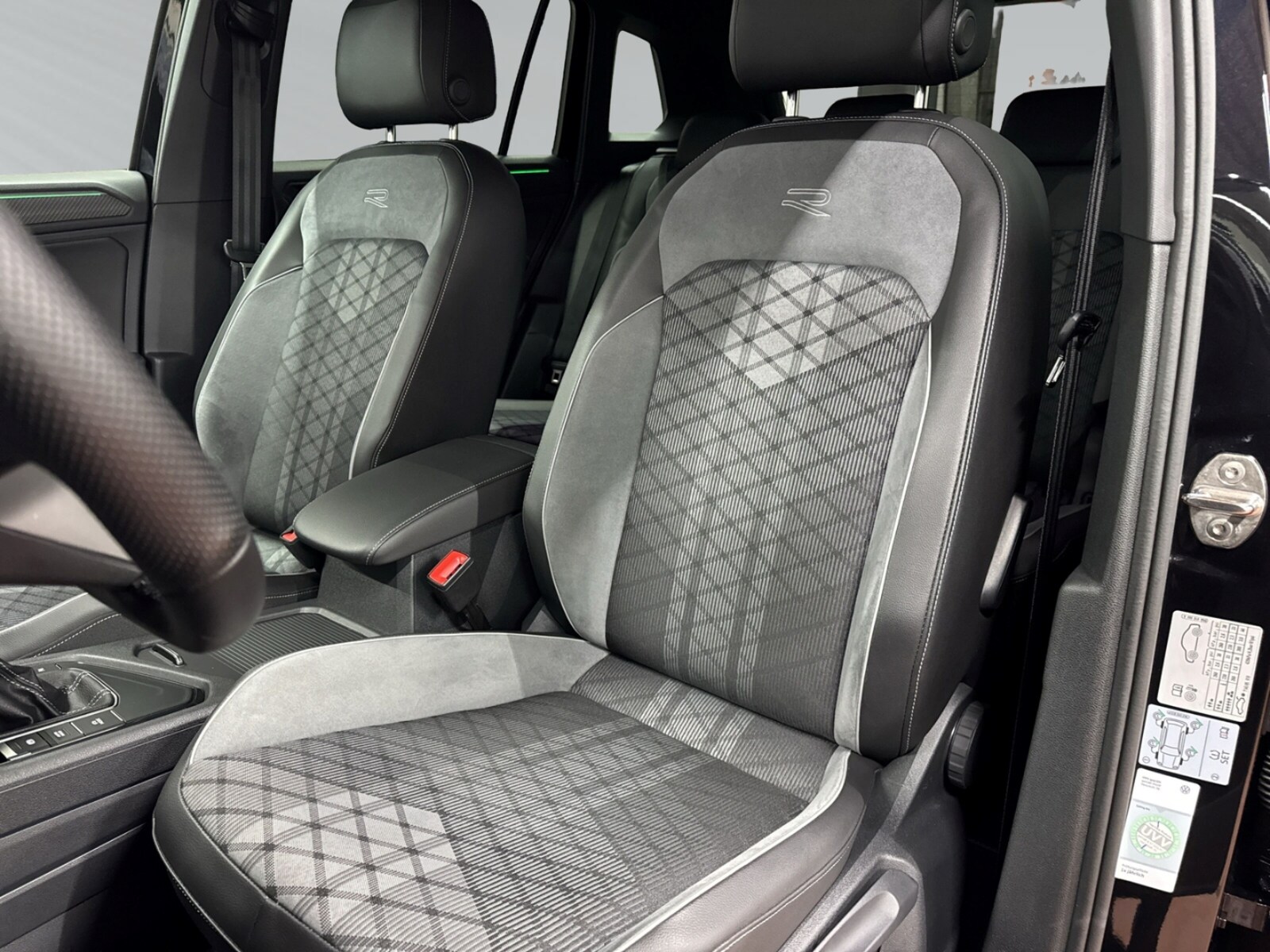 Volkswagen Tiguan – Bild 9