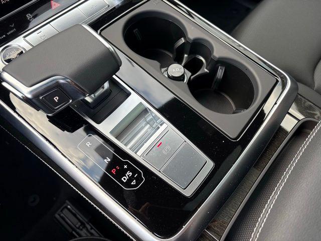 2025 Audi Q7 Premium Plus - Photo 38