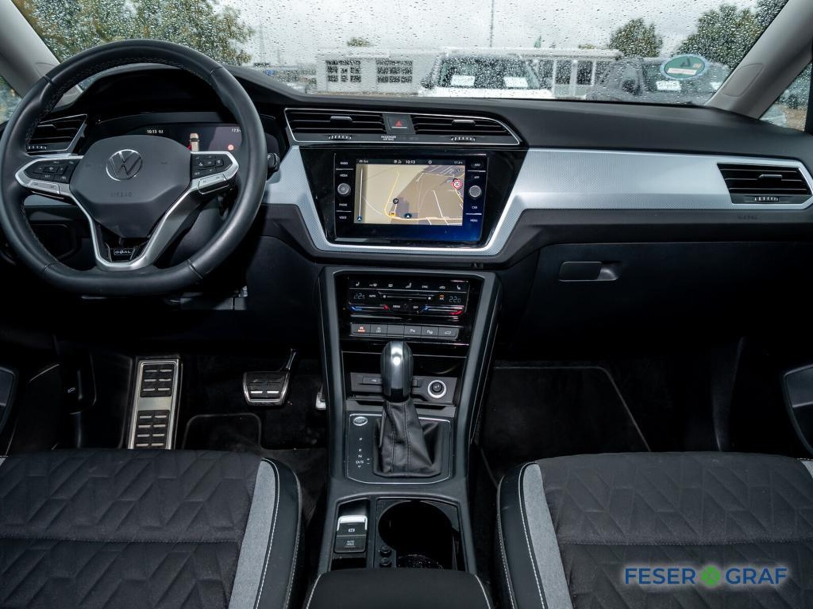Volkswagen Touran – Bild 8