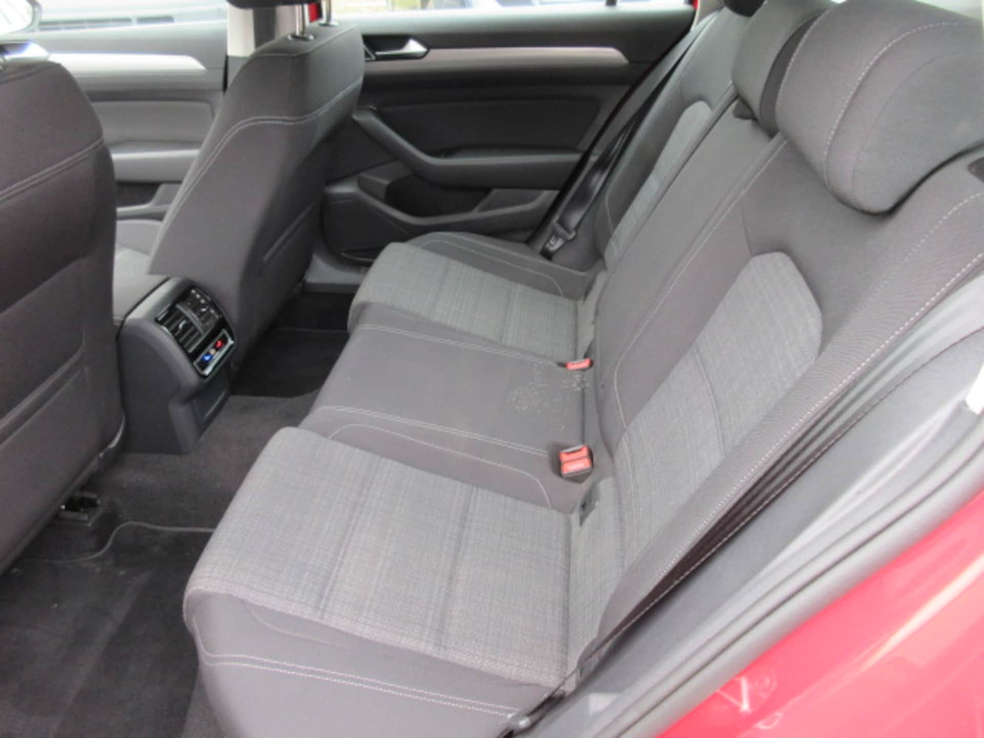 Volkswagen Passat Variant Business