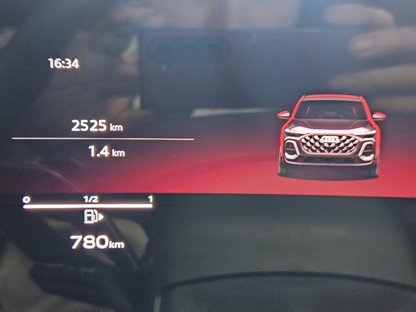Image about Audi Q5 SUV TDI quattro 150 kW sport