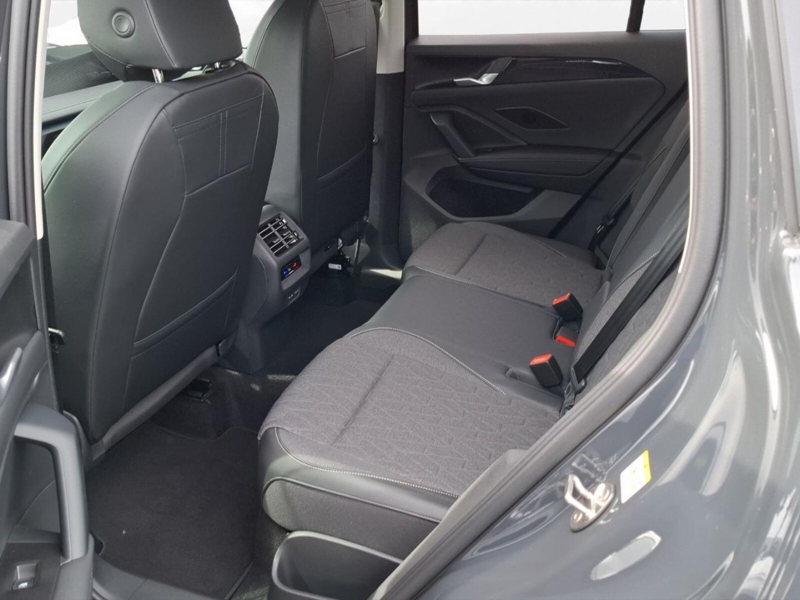 Volkswagen Tiguan – Bild 3