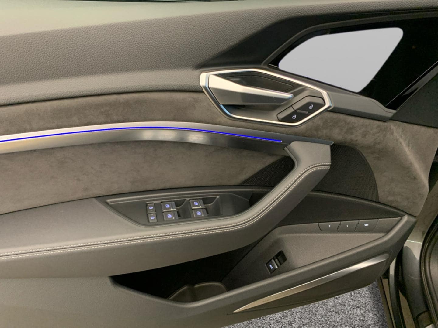 Image about Audi e-tron S S e-tron quattro