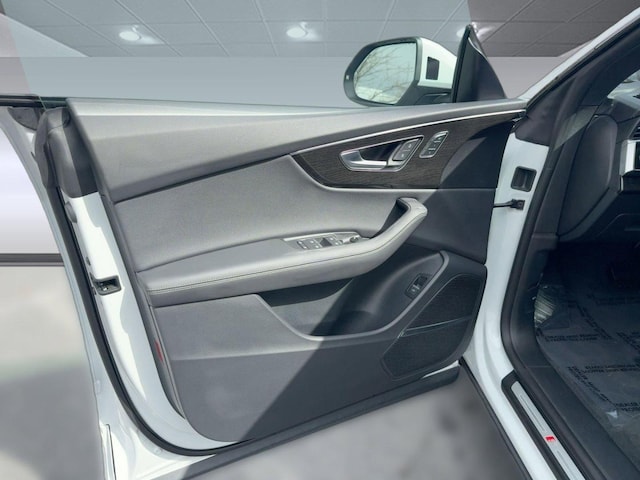 2026 Audi Q8 Premium Plus - Photo 12