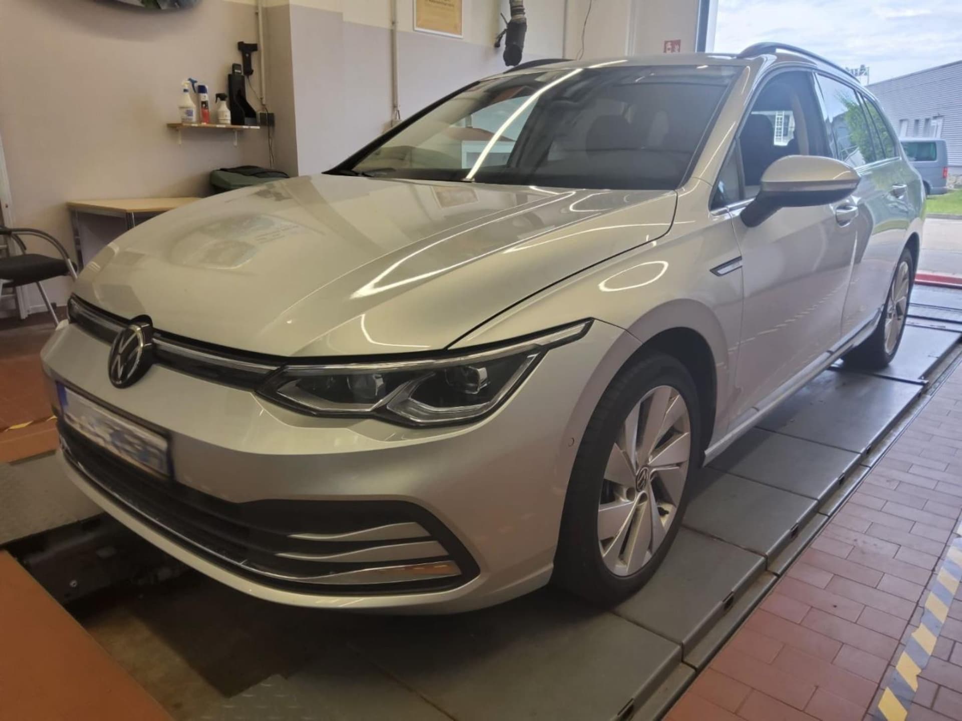 Volkswagen Golf Variant Style