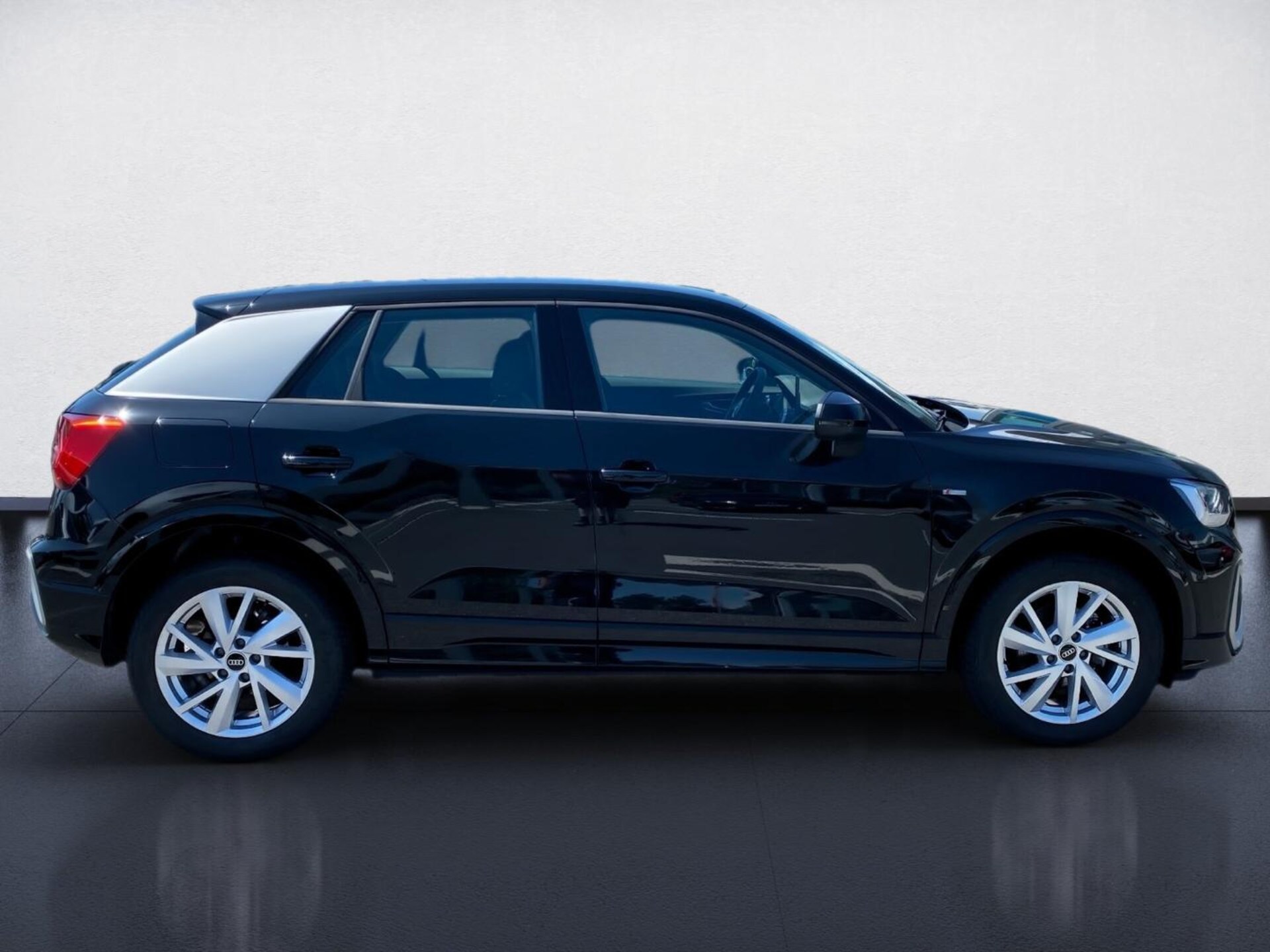 Audi Q2 S line