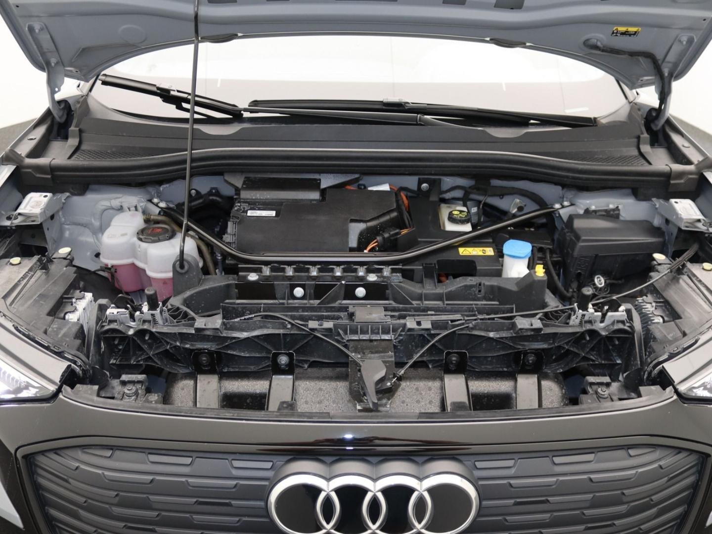Bild über Audi Q4 Sportback e-tron 40 e-tron - für weitere Informationen kontaktieren Sie den Audi Partner