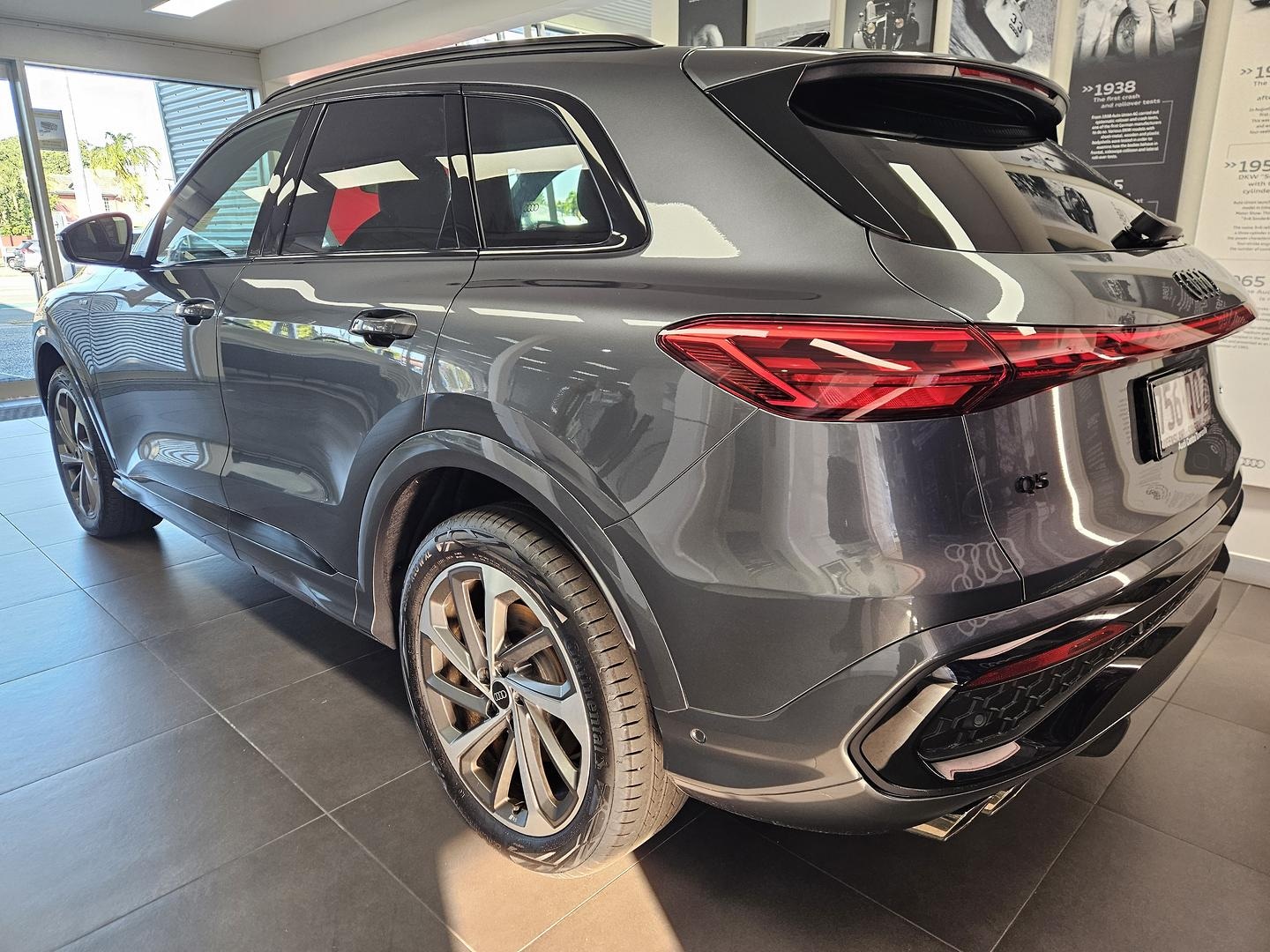 Image about Audi Q5 SUV TDI quattro 150 kW sport