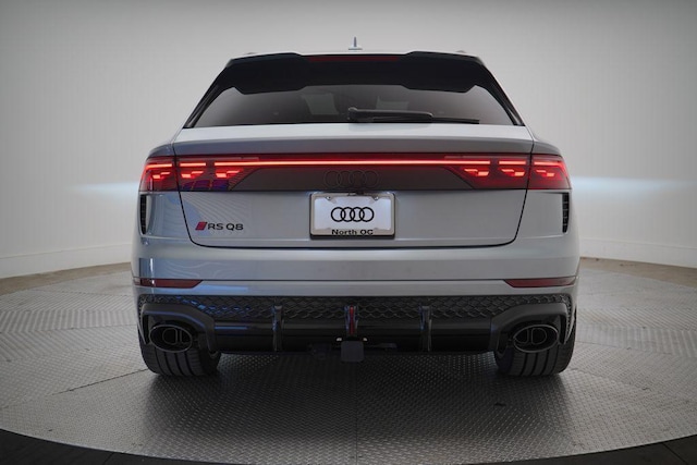 2026 Audi RS Q8 SUV performance