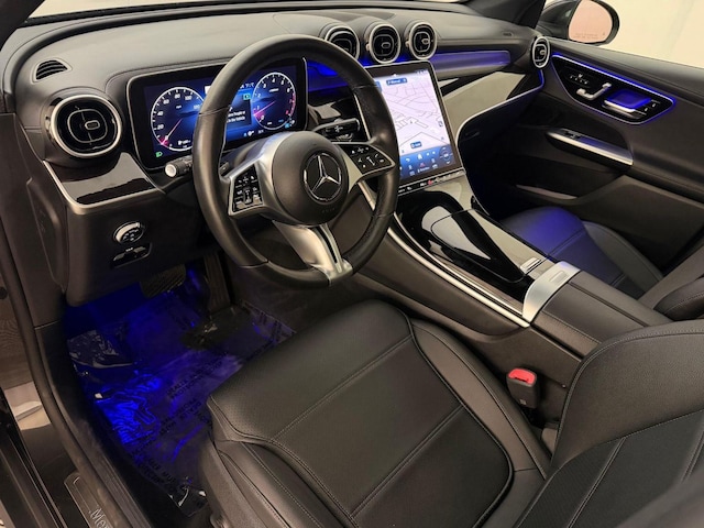 2023 Mercedes-Benz GLC 300