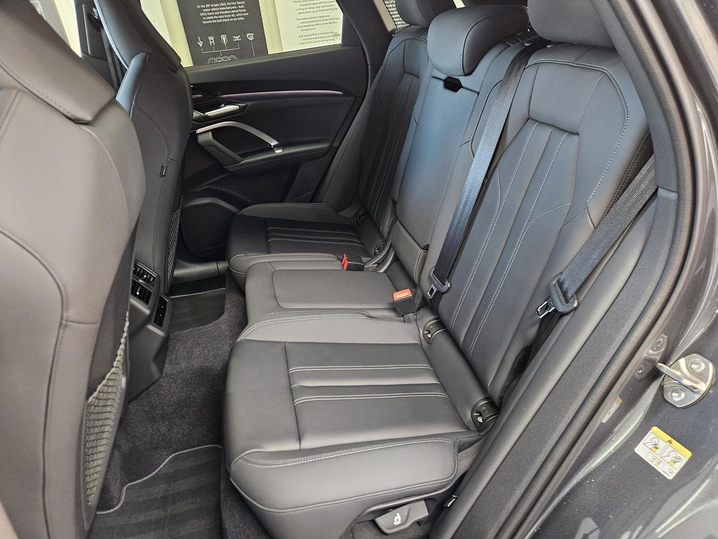 Image about Audi Q5 SUV TDI quattro 150 kW sport