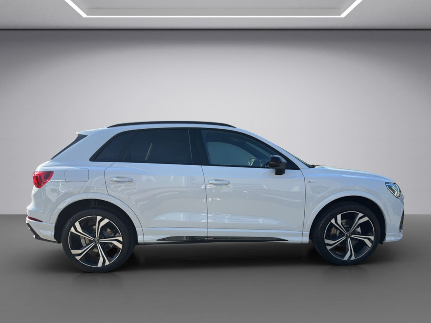 Bild über Audi Q3 S line 35 TFSI S tronic - für weitere Informationen kontaktieren Sie den Audi Partner