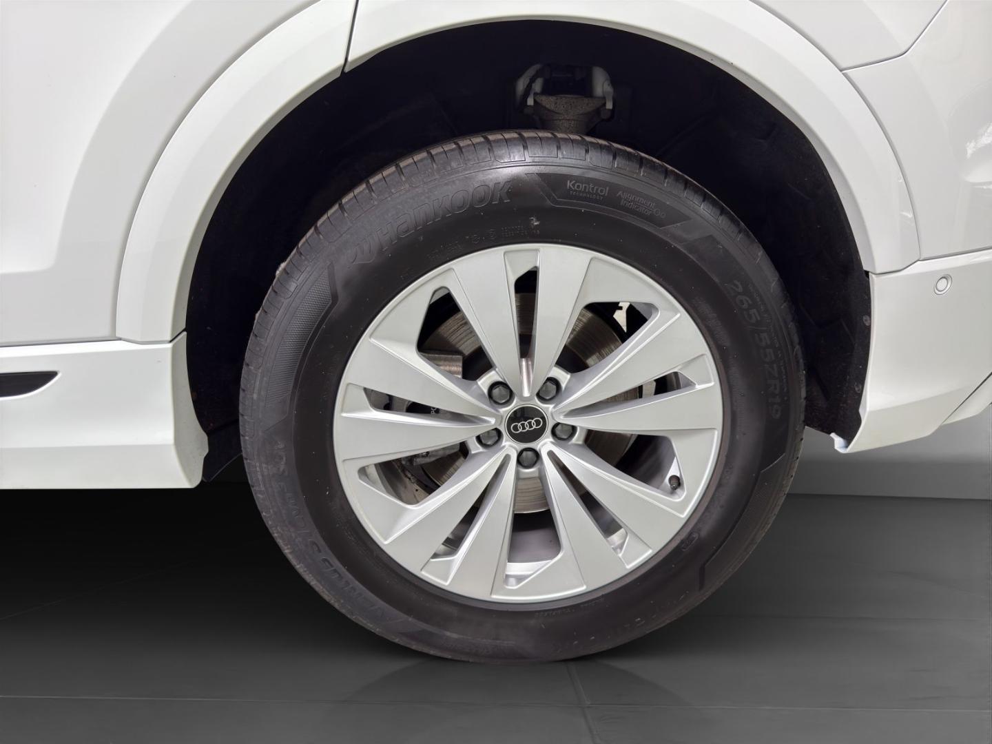 Image about Audi Q8 50 TDI quattro tiptronic